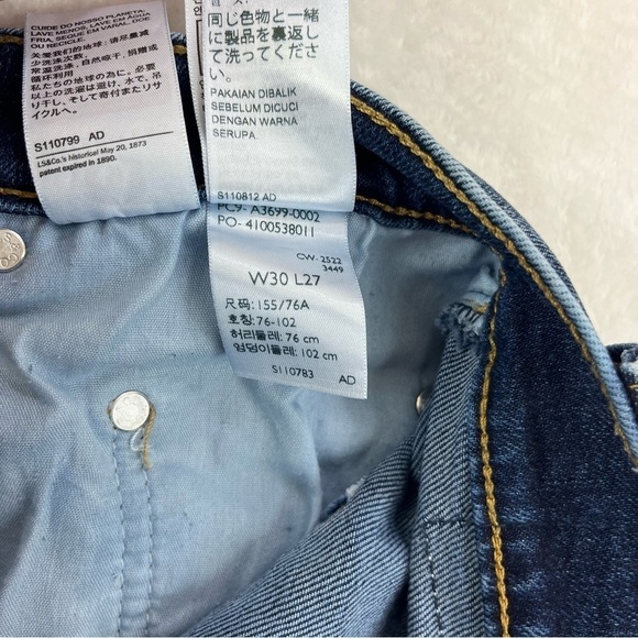 Levi's Silver Tab Mom Jean Med Wash High Rise Tapered Leg Women's Sz 30X26 - Picture 9 of 14